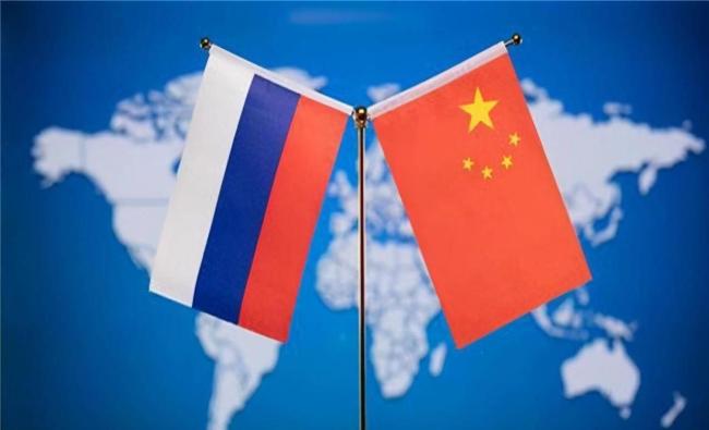 美国制裁俄罗斯 喊疼的咋是印度 特朗普“悟了”的甩锅游戏